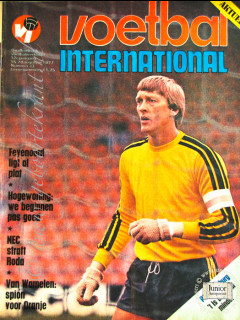 Vintage tijdschrift cadeau Voetbal International (02-05-1977)